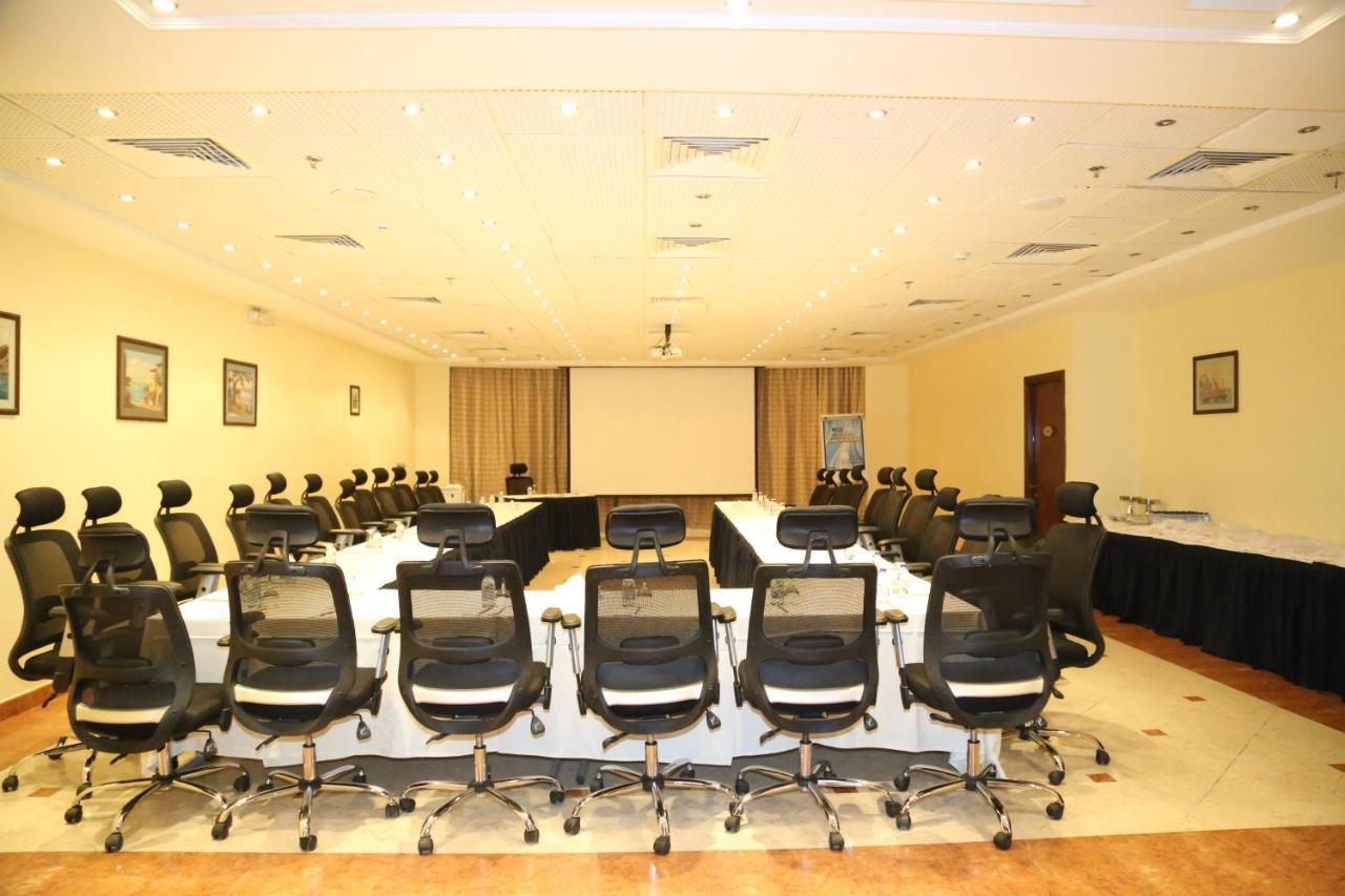 Signature Al Khobar Hotel Luaran gambar